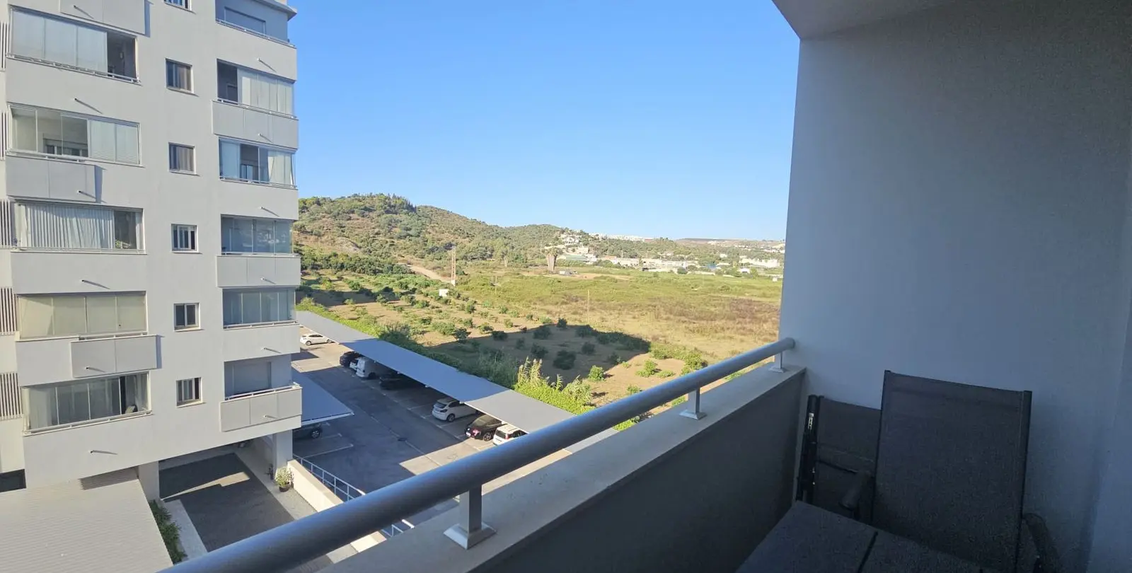 Sale of middle floor apartment in Fuengirola 24