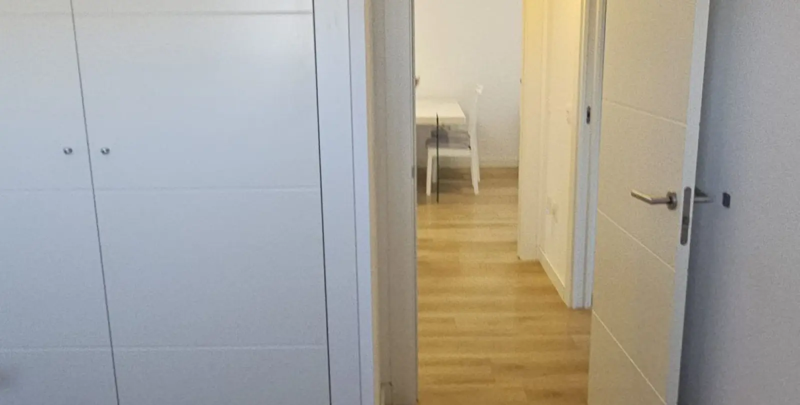 Sale of middle floor apartment in Fuengirola 25