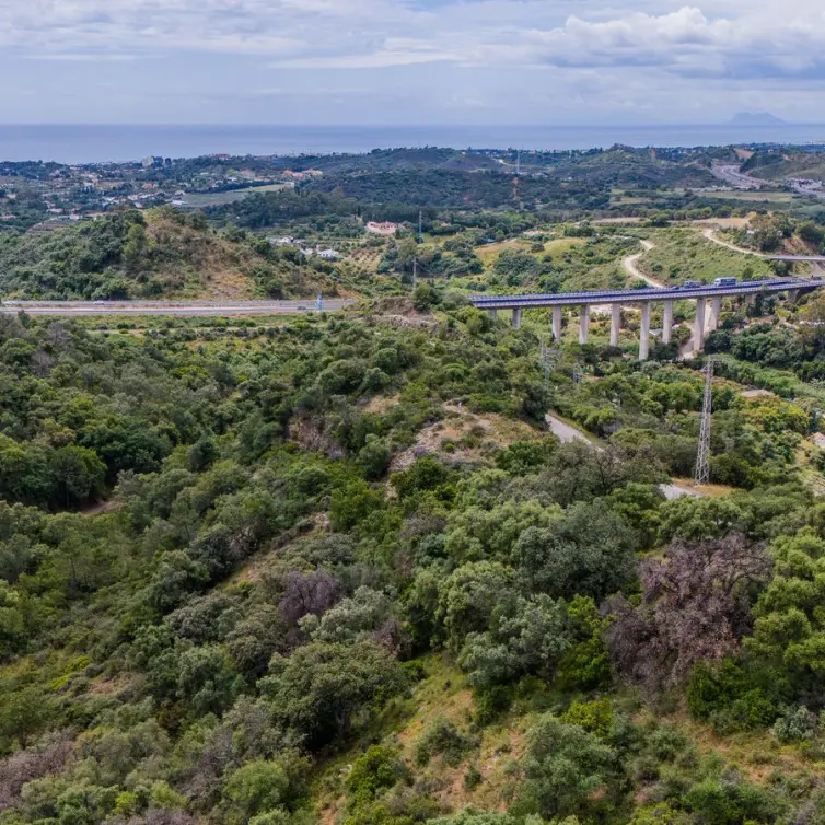 Venta de parcela residencial en Estepona