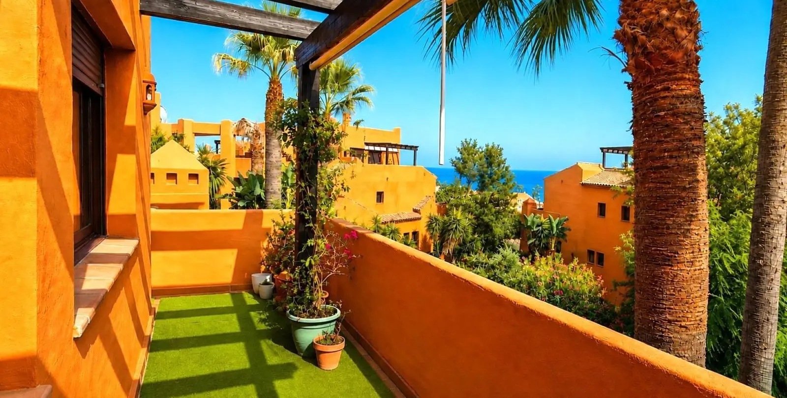 Продажа апартаментов на среднем этаже в Estepona 7