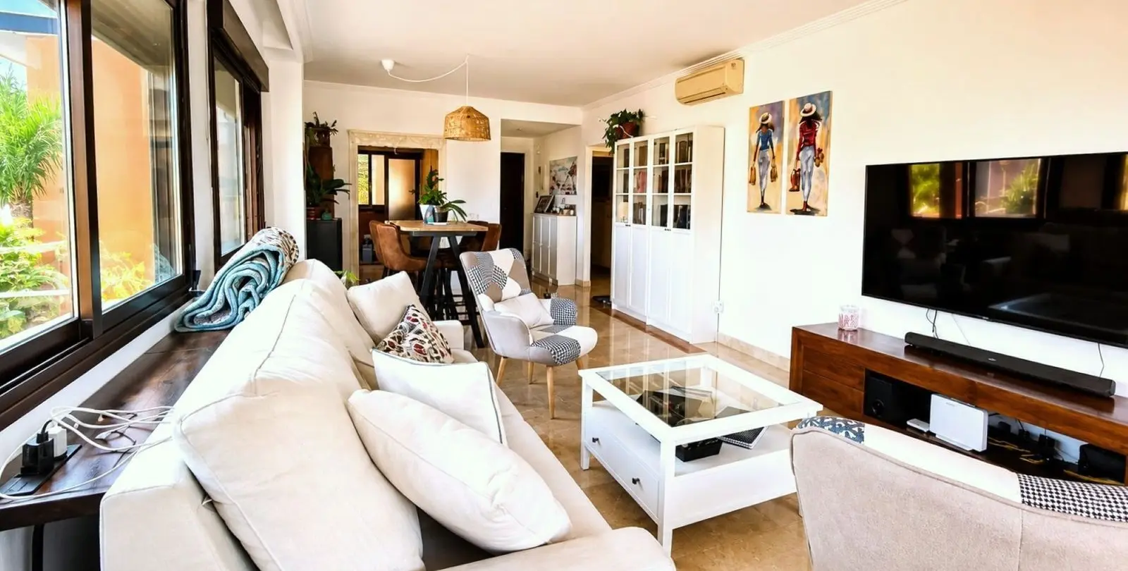 Продажа апартаментов на среднем этаже в Estepona 9