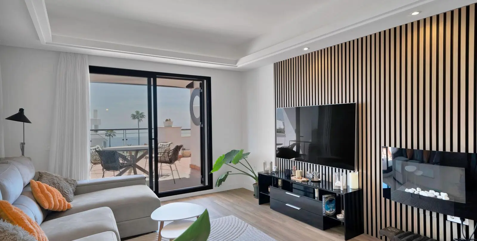 Sale of penthouse in Bahía de Casares 5