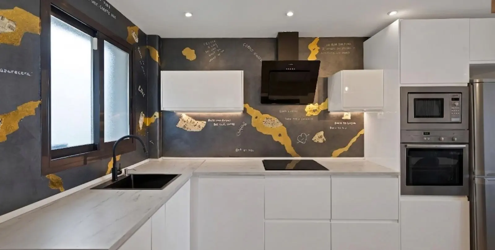 Sale of penthouse in Bahía de Casares 10