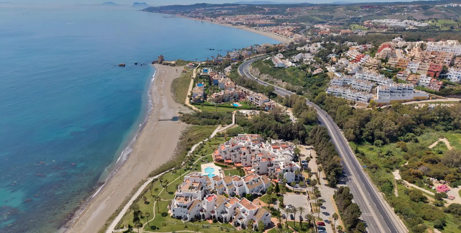 Sale of penthouse in Bahía de Casares 26