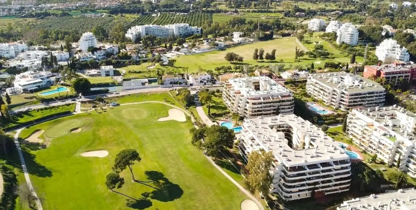 Sale of middle floor apartment in Guadalmina Alta 1