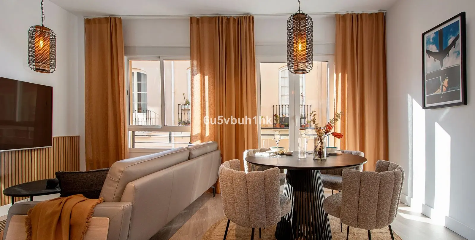 Venta de apartamento en planta media en Málaga 2