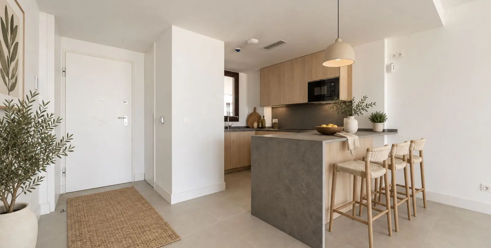 Sale of middle floor apartment in Fuengirola 5