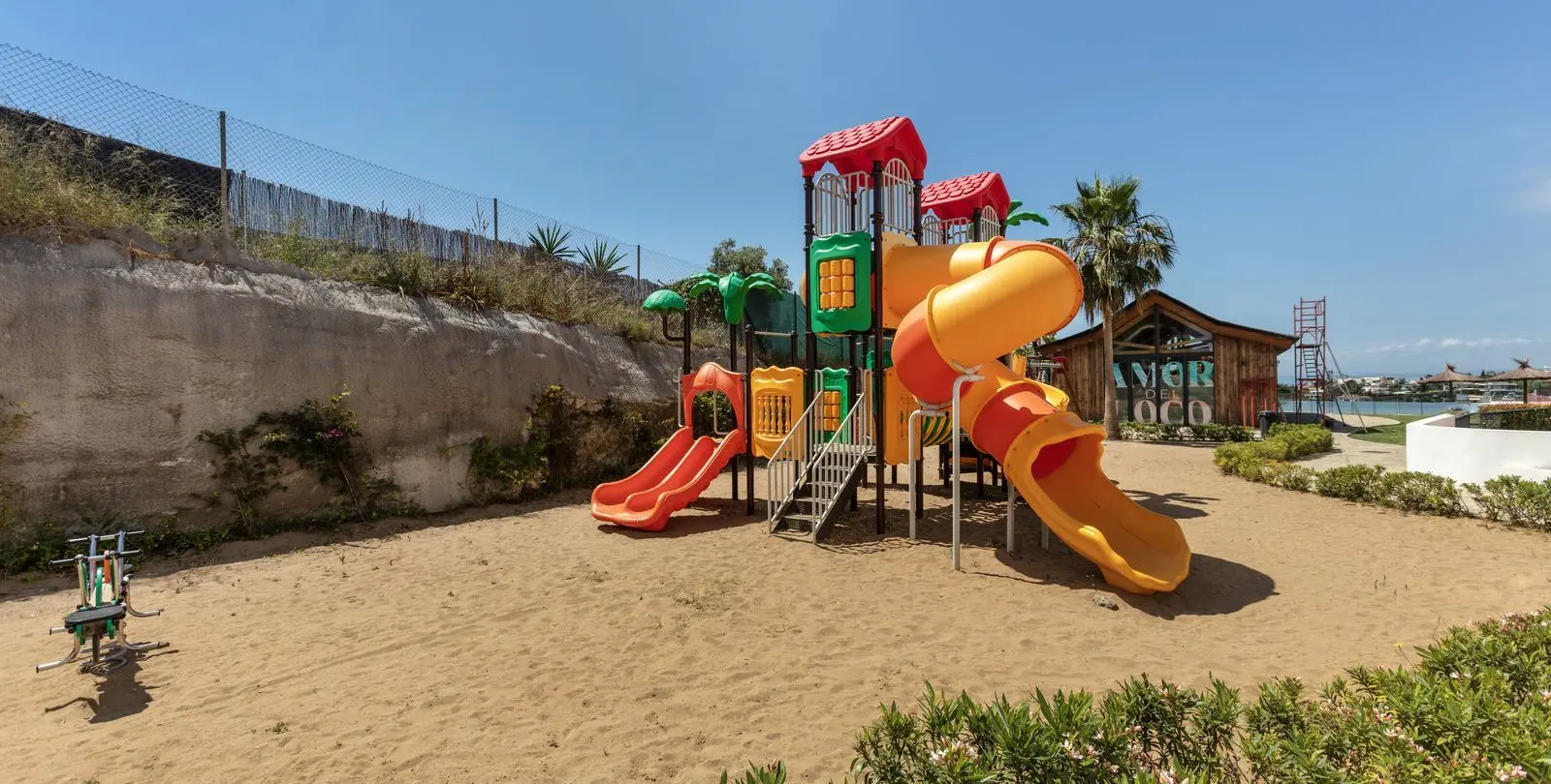 Venta de apartamento en planta baja en El Paraiso 9