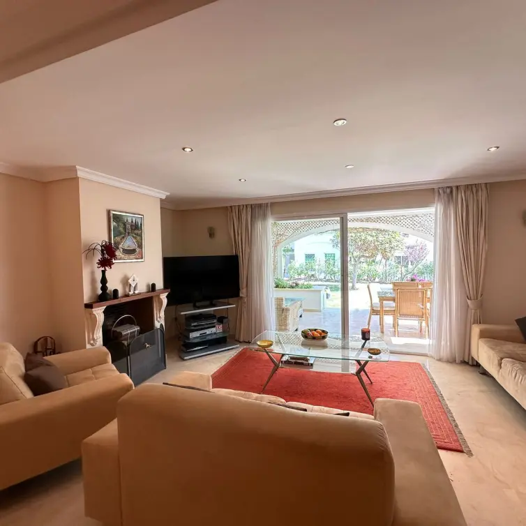 Venta de apartamento en planta baja en Estepona