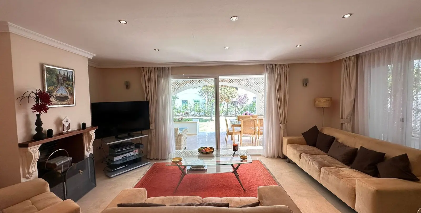 Venta de apartamento en planta baja en Estepona 8