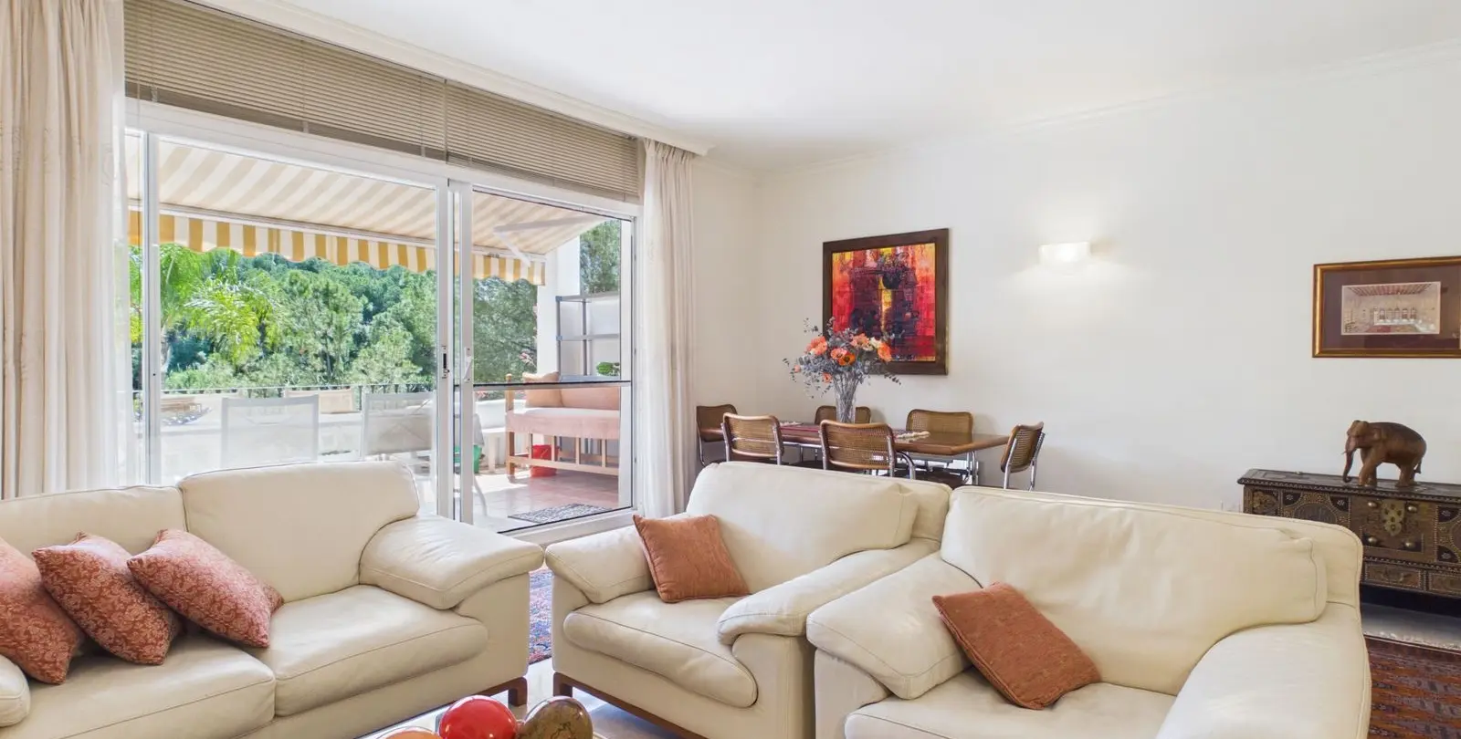 Venta de ático dúplex en Benahavís 8