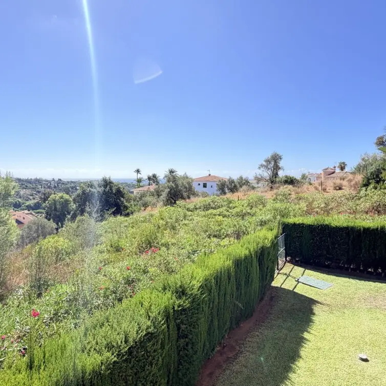 Venta de apartamento en planta media en Elviria