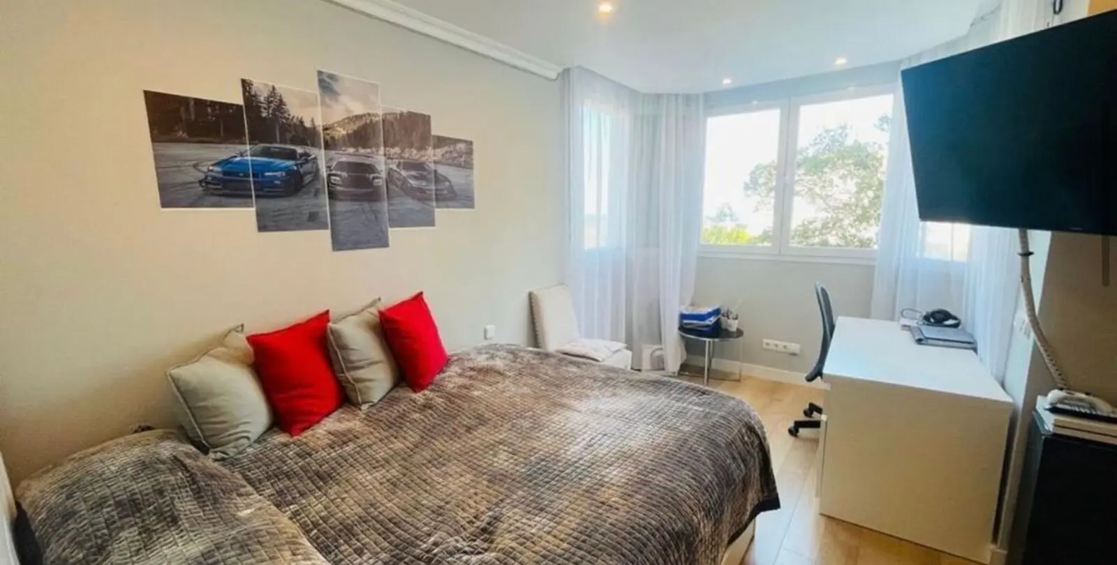 Venta de apartamento en planta media en Marbella 10