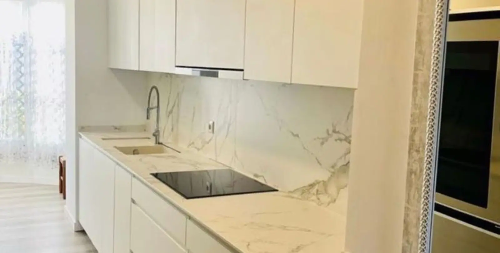 Venta de apartamento en planta media en Marbella 30