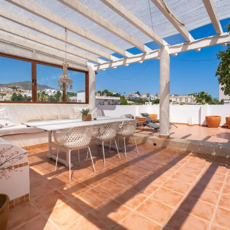 Sale of penthouse duplex in La Carihuela