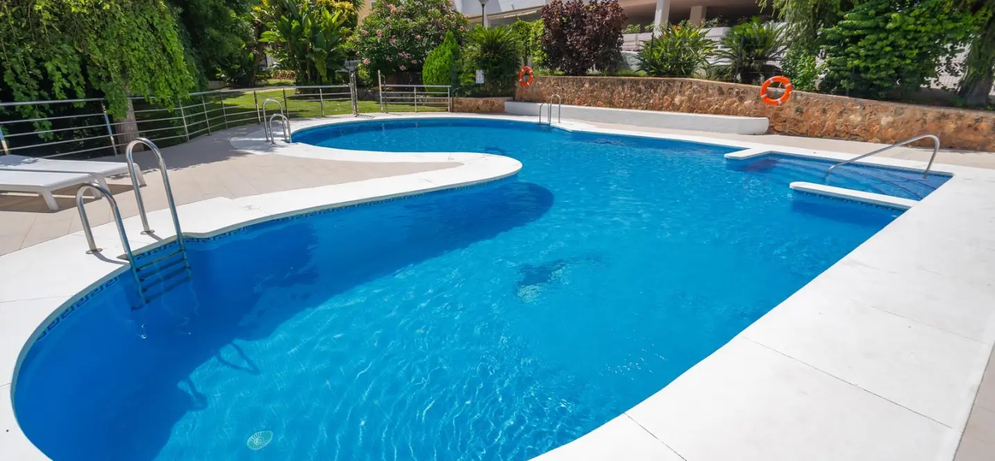 Sale of penthouse duplex in La Carihuela 2