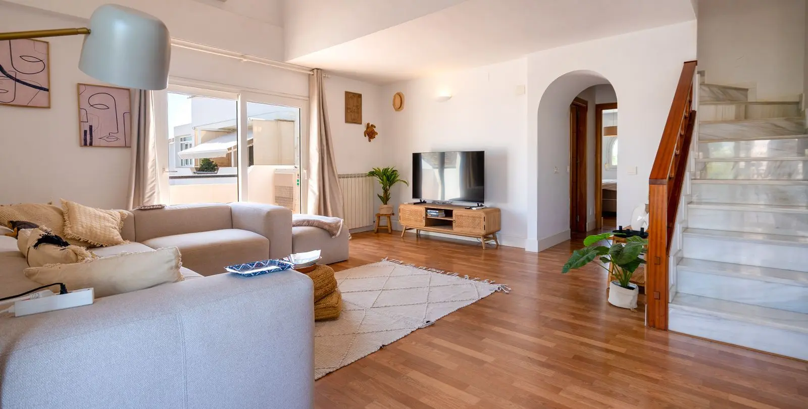 Sale of penthouse duplex in La Carihuela 14
