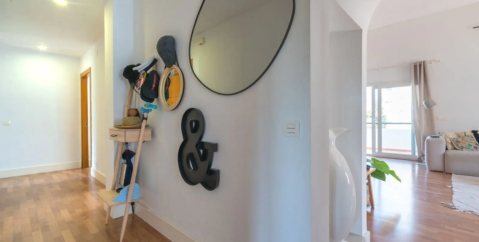 Sale of penthouse duplex in La Carihuela 16