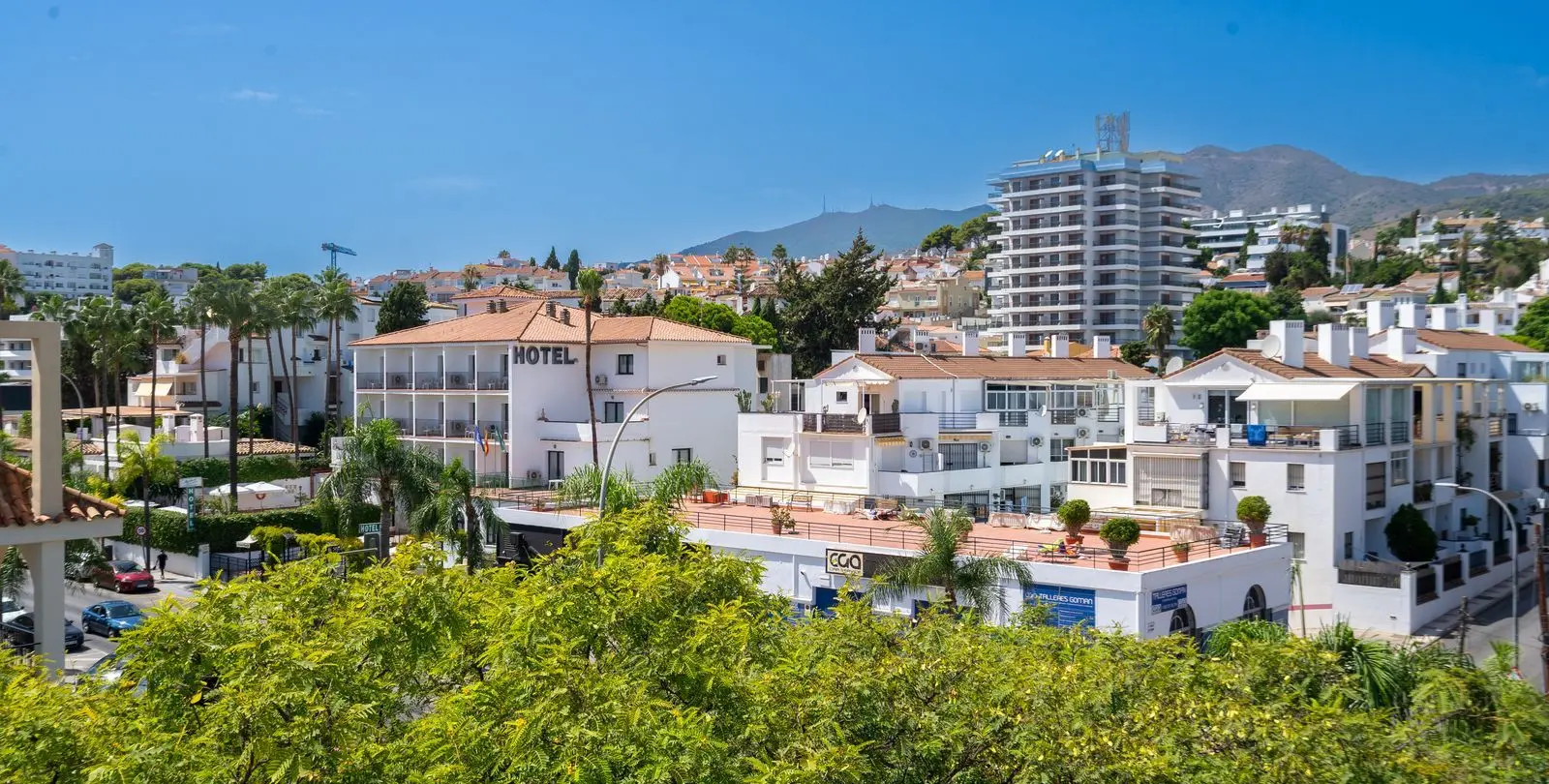 Sale of penthouse duplex in La Carihuela 37