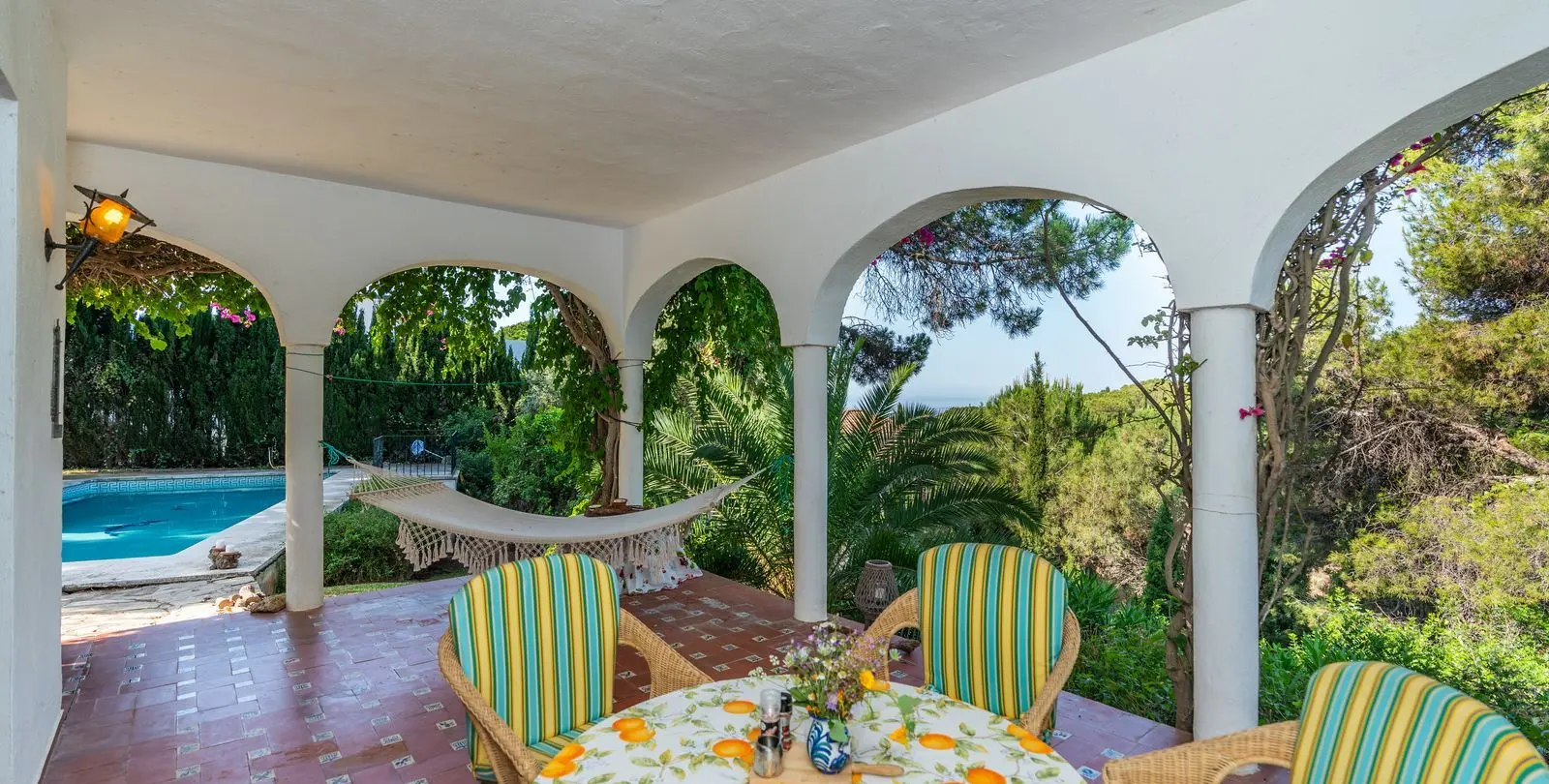Venta de villa independiente en Elviria 3