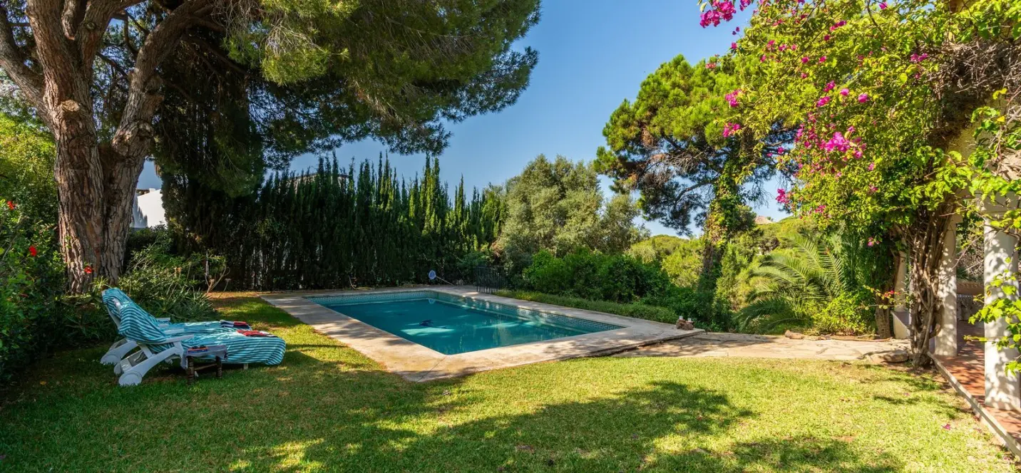 Venta de villa independiente en Elviria 3