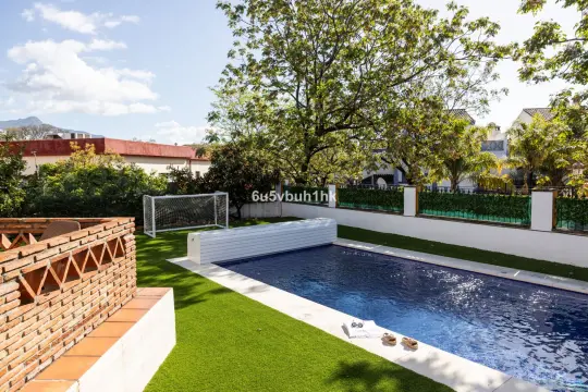 Image 36 thumb