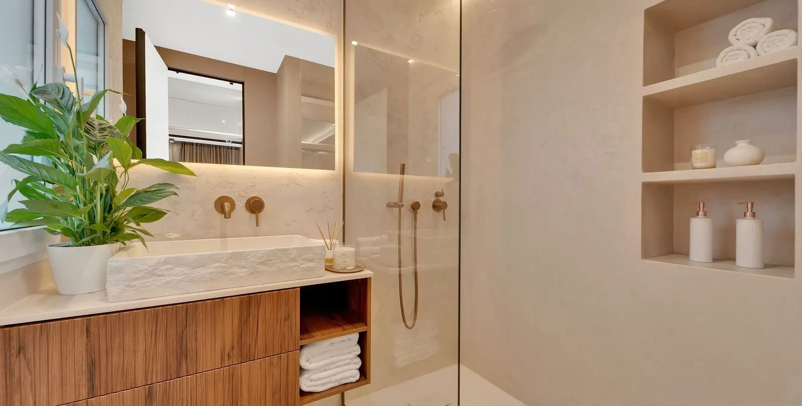 Venta de apartamento en planta media en Nagüeles 12