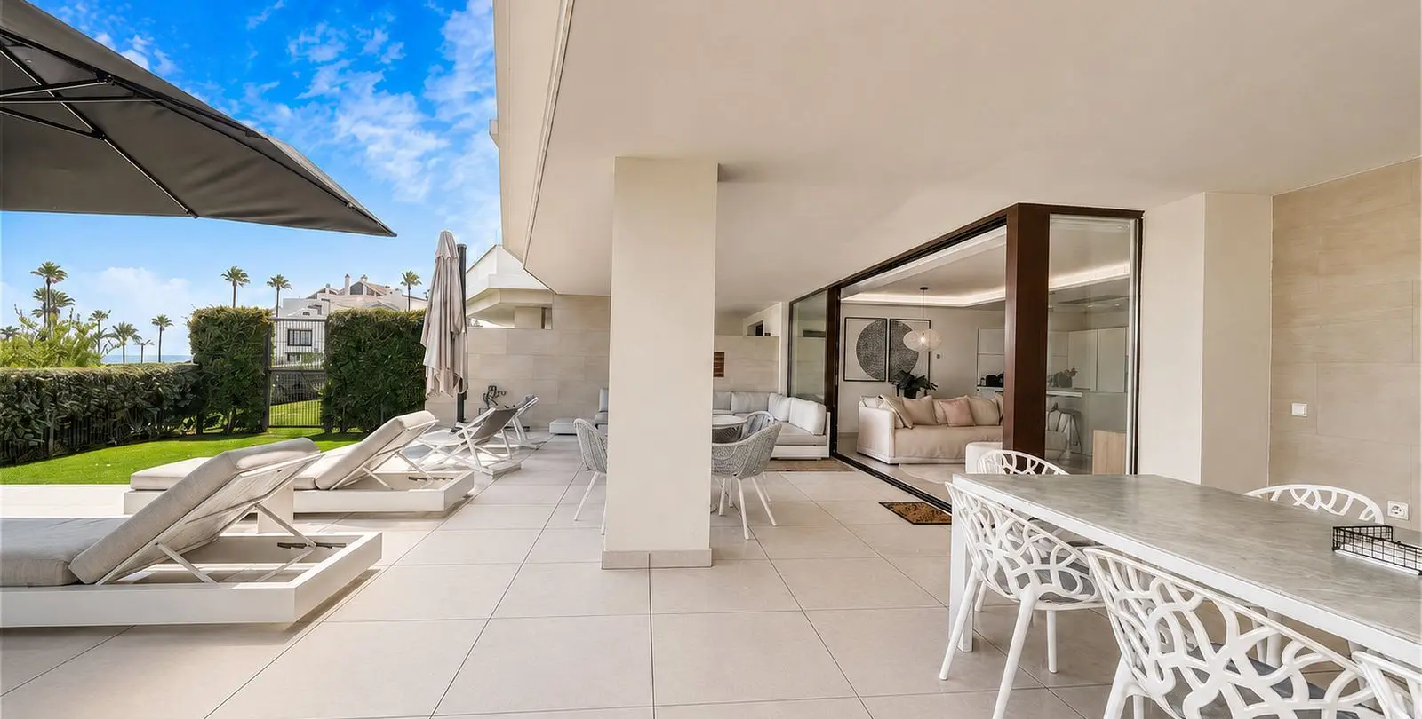 Venta de apartamento en planta baja en Estepona 12
