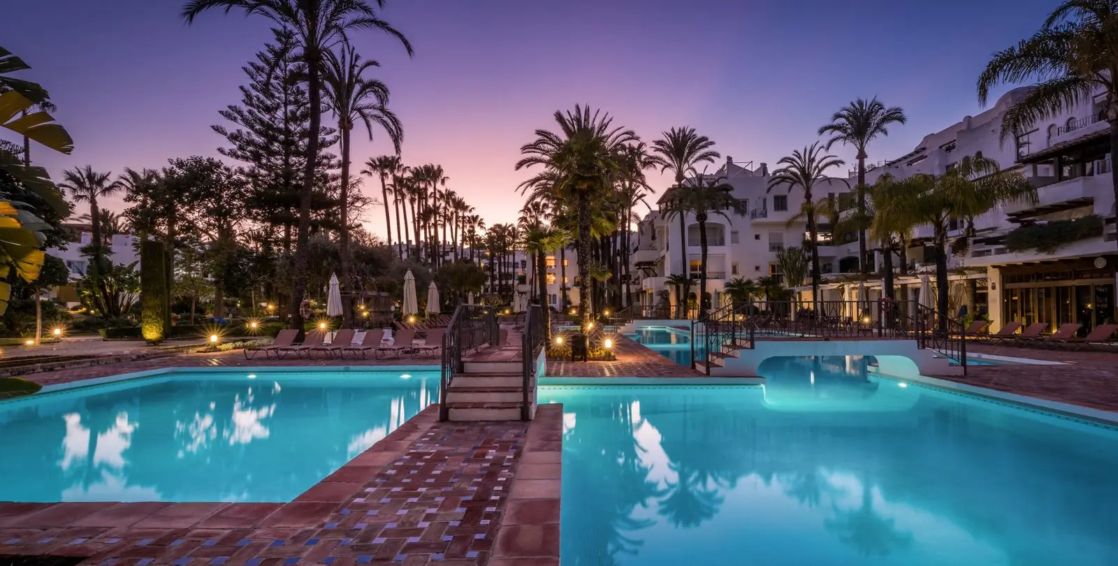 Venta de ático dúplex en Puerto Banús 19