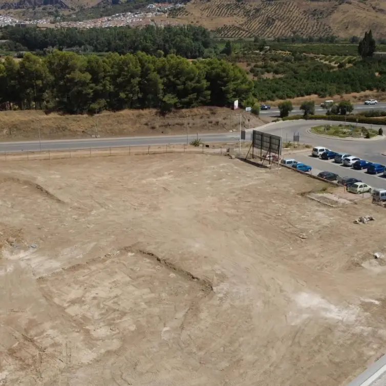 Venta de parcela residencial en Pizarra