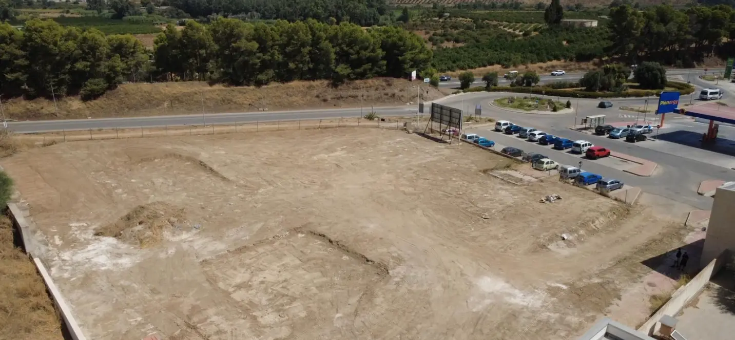 Venta de parcela residencial en Pizarra 0