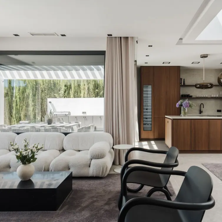 Venta de villa independiente en Estepona