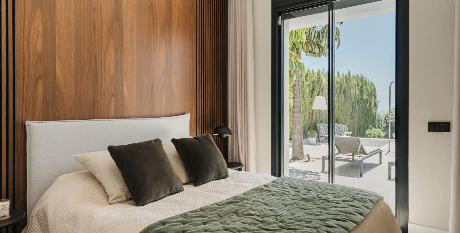 Venta de villa independiente en Estepona 12