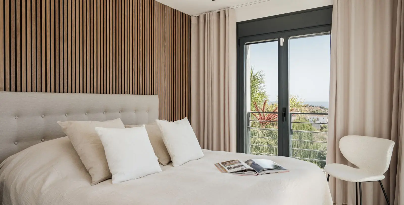 Venta de villa independiente en Estepona 16