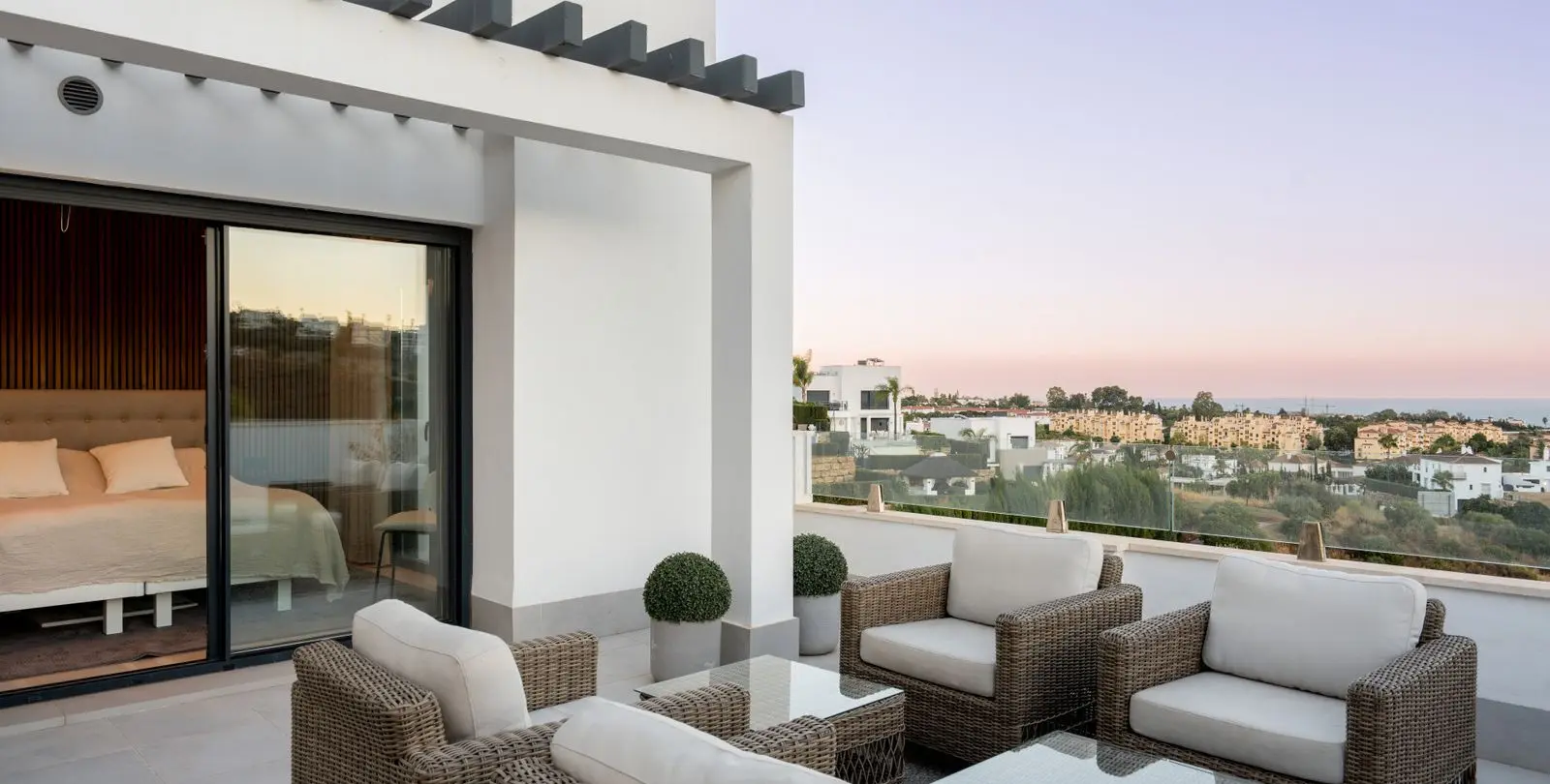 Venta de villa independiente en Estepona 21