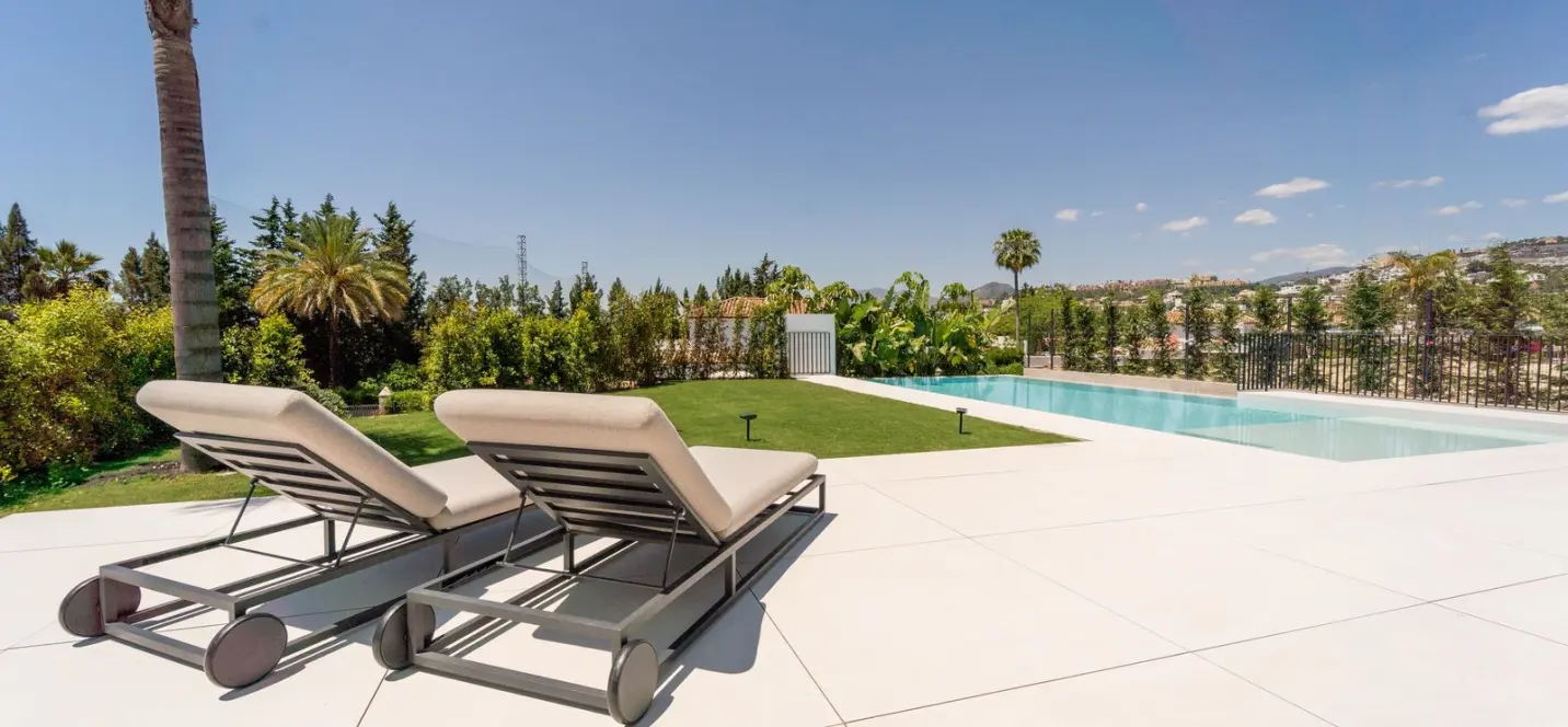Venta de villa independiente en Nueva Andalucía 2