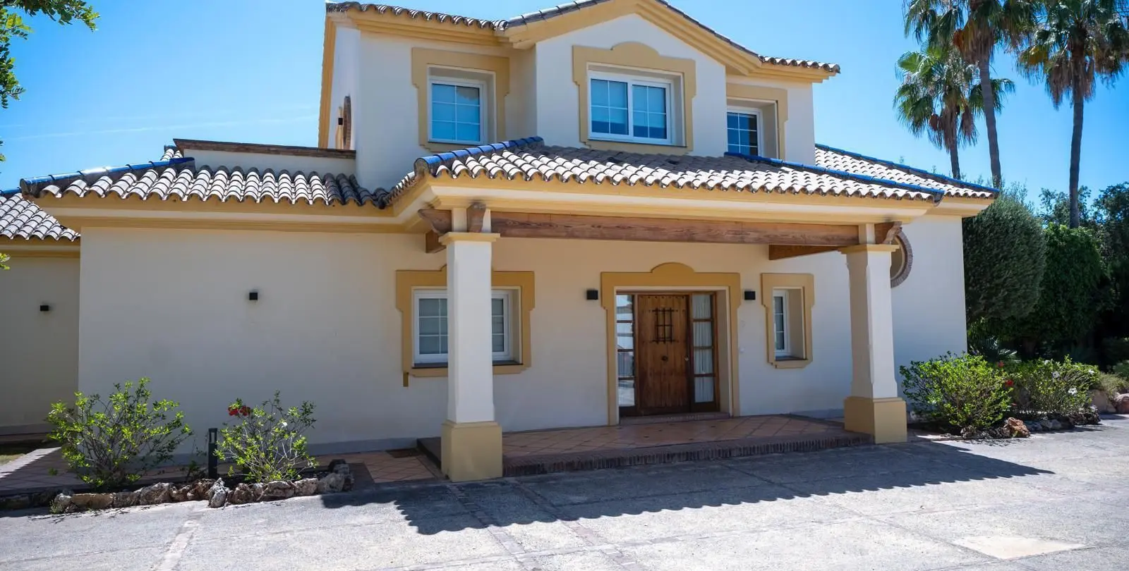 Venta de villa independiente en Estepona 32