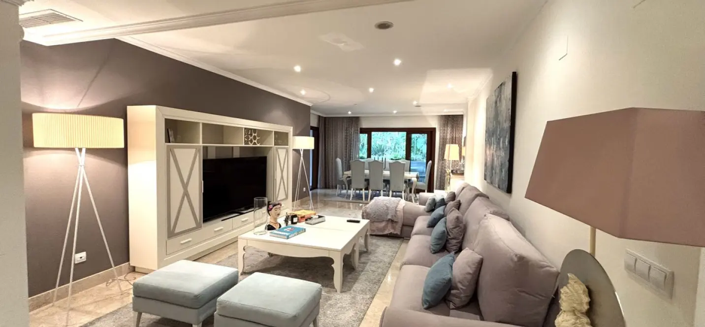 Long-term rent of ground floor apartment in The Golden Mile 1