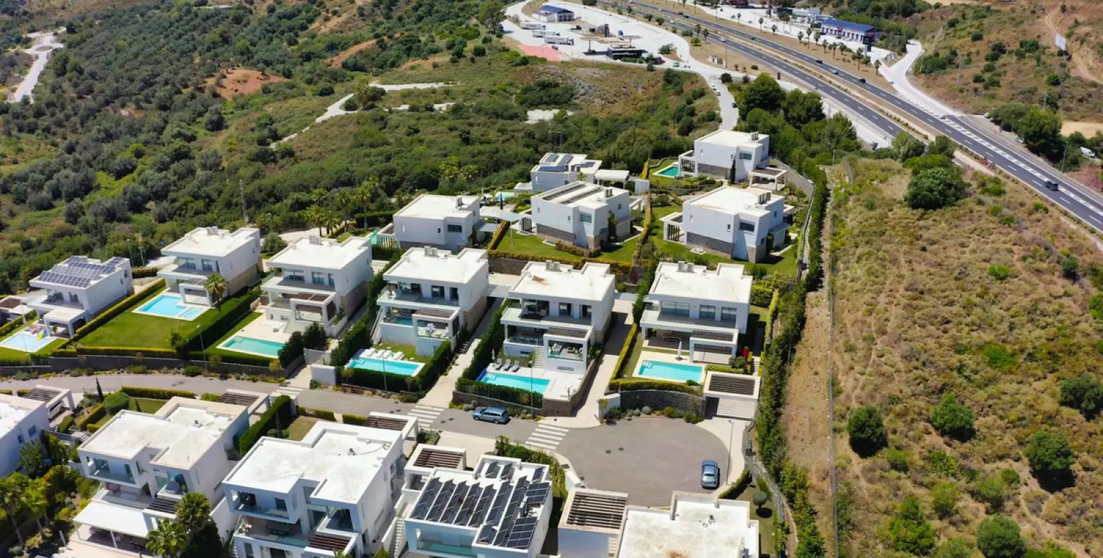Alquiler a largo plazo de villa independiente en Elviria 60