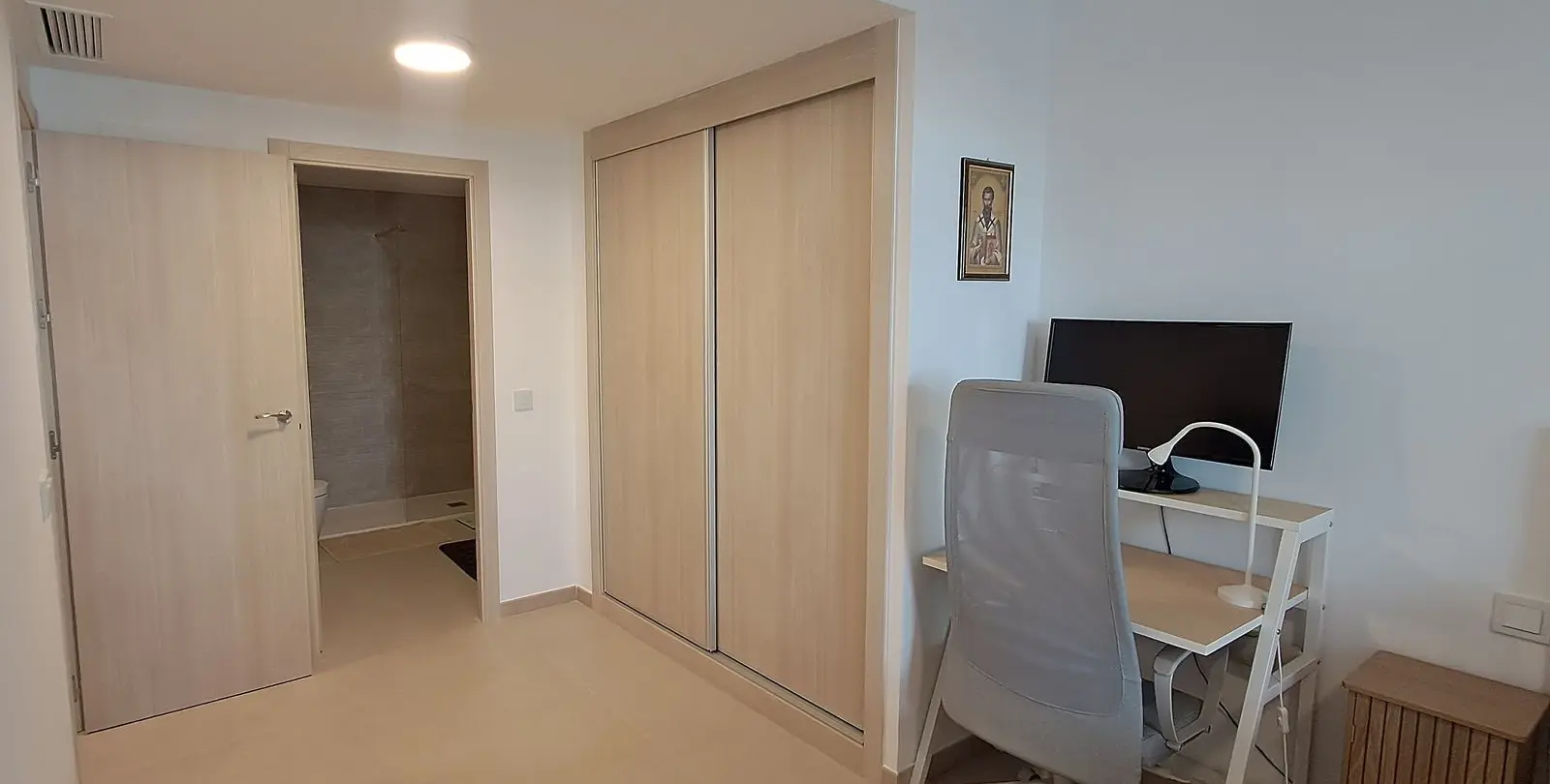 Продажа апартаментов на среднем этаже в Manilva 14