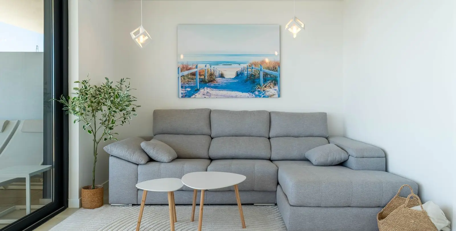 Venta de apartamento en planta media en Fuengirola 2