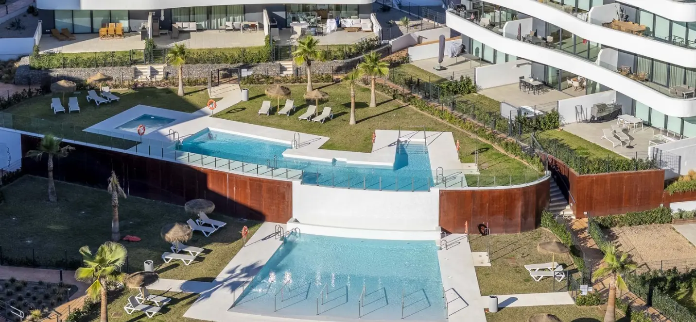 Venta de apartamento en planta media en Fuengirola 3