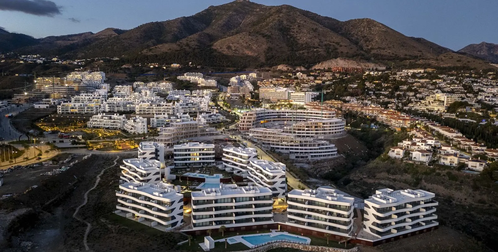 Venta de apartamento en planta media en Fuengirola 26