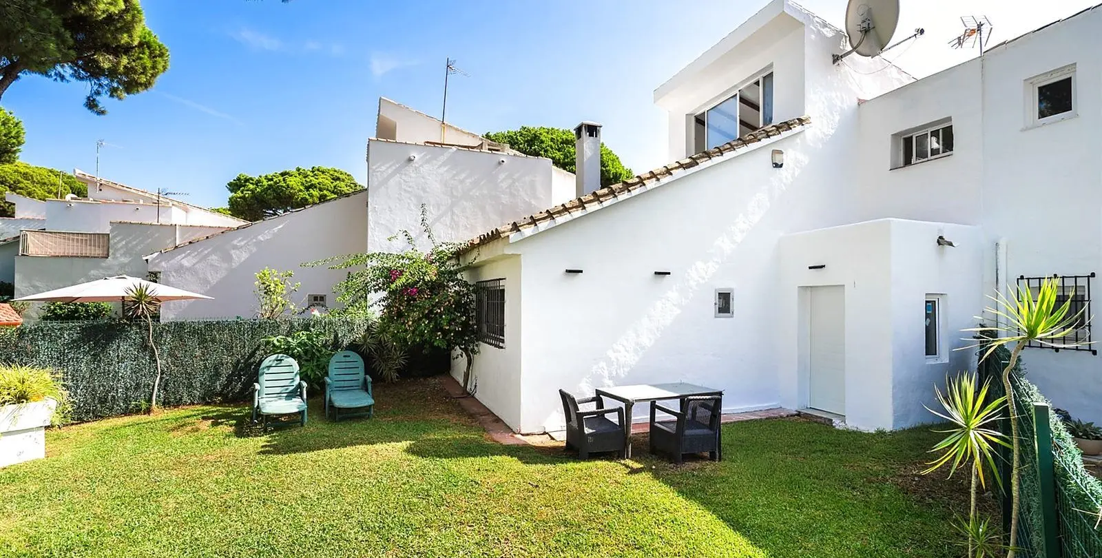 Venta de adosado en Benamara 7