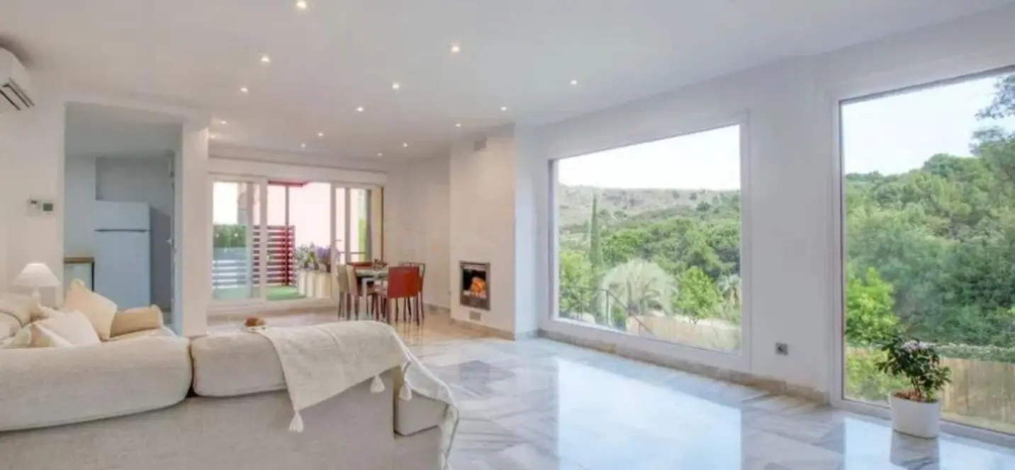 Venta de villa independiente en Estepona 1