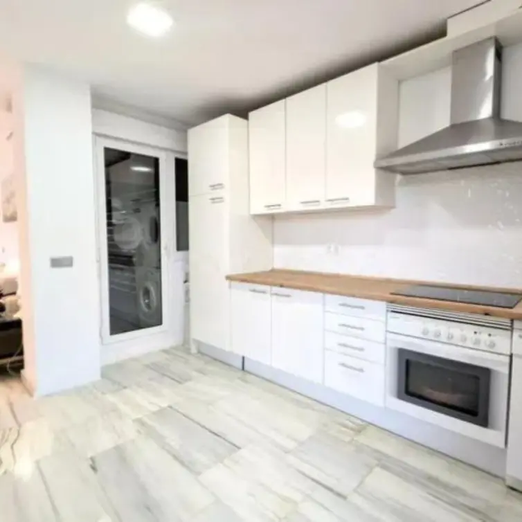 Venta de villa independiente en Estepona