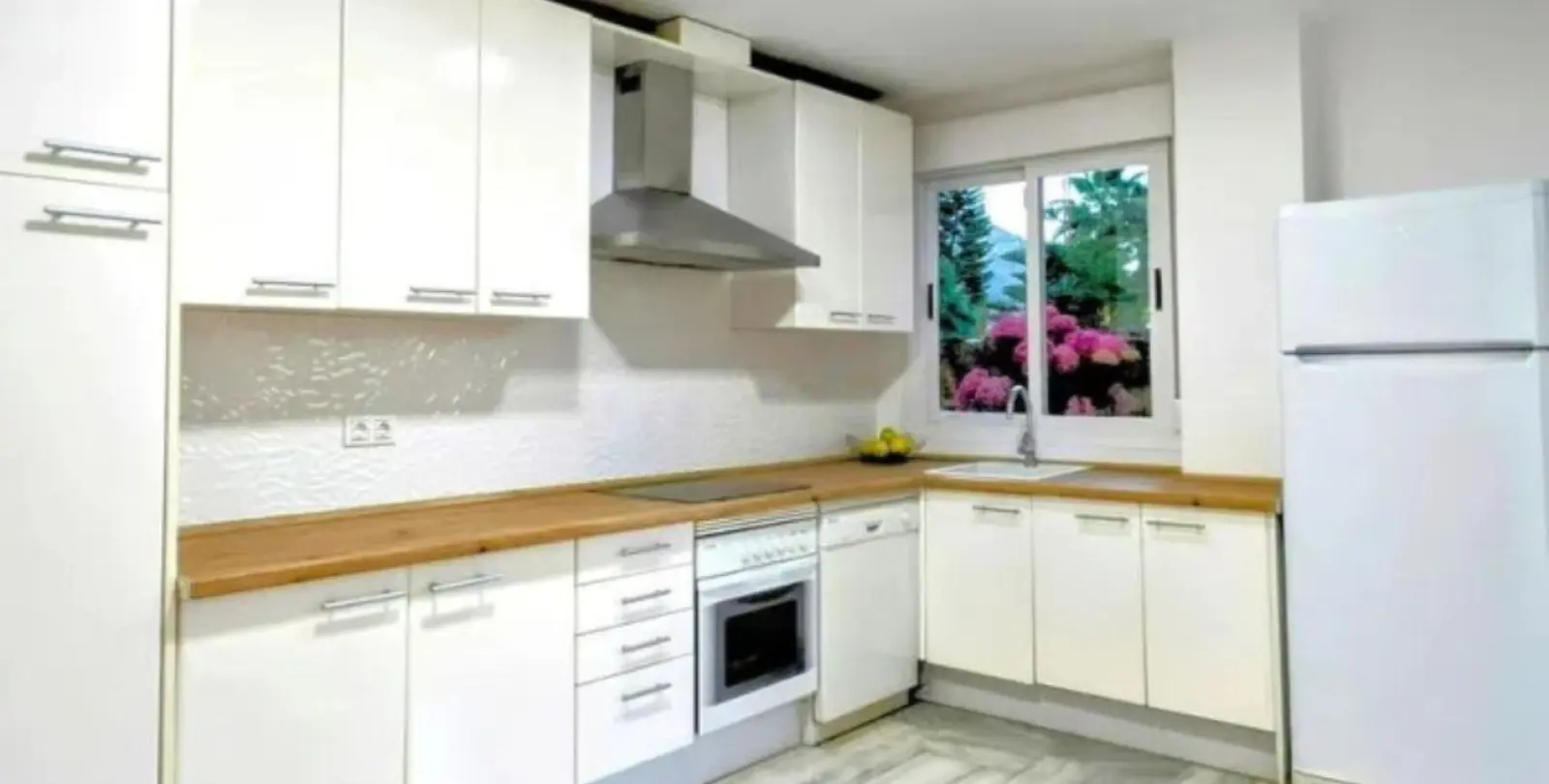 Venta de villa independiente en Estepona 5