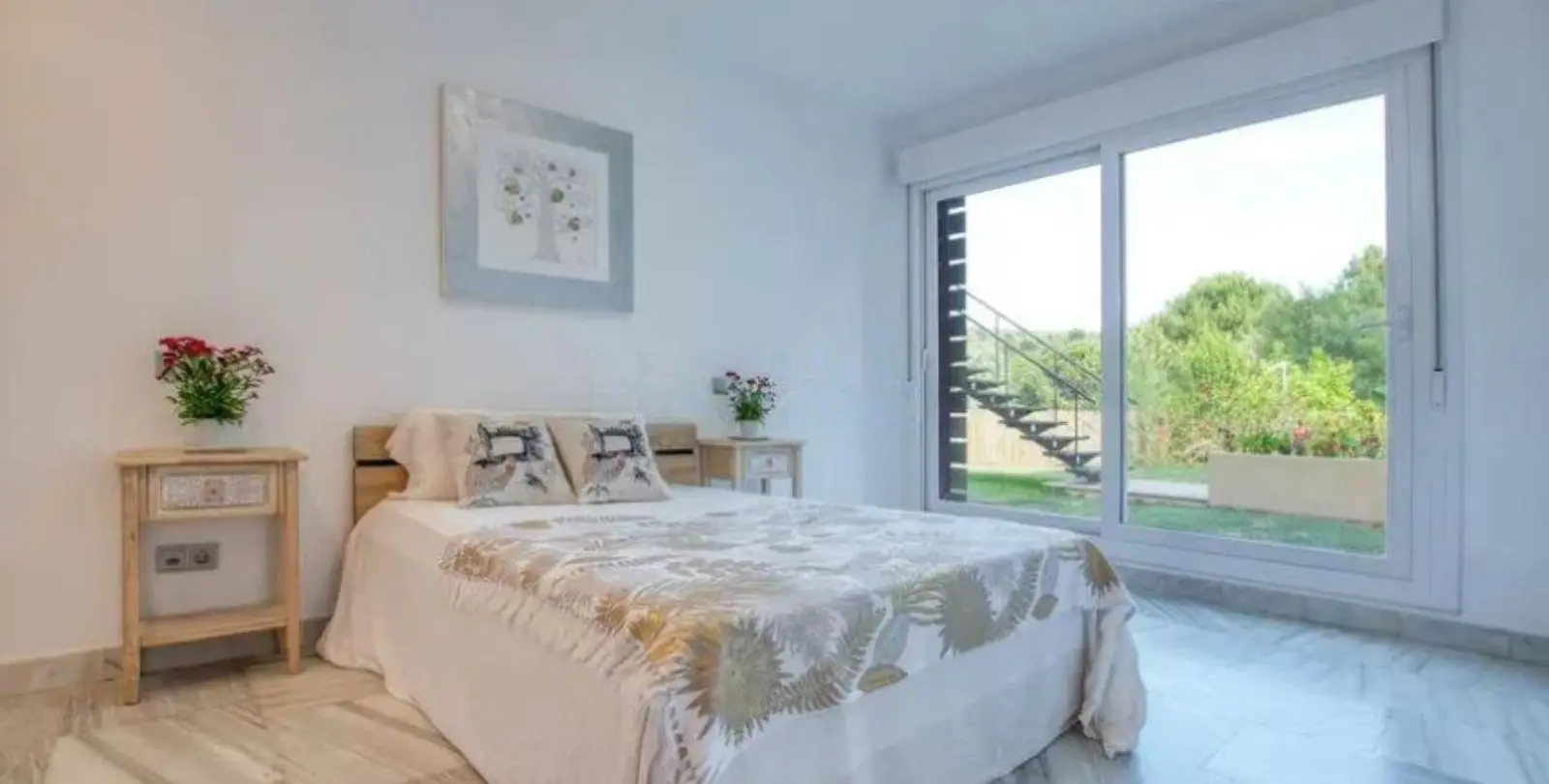 Venta de villa independiente en Estepona 9