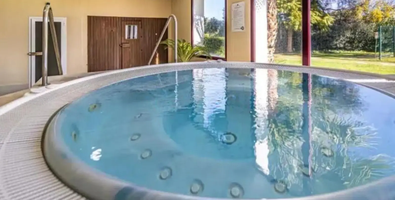 Venta de villa independiente en Estepona 34