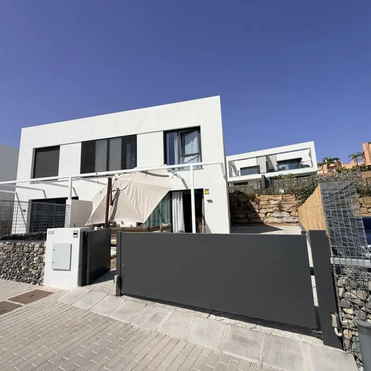 Venta de casa pareada en Riviera del Sol